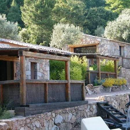 Bed and breakfast Les Jardins De Mathieu Porto Vecchio