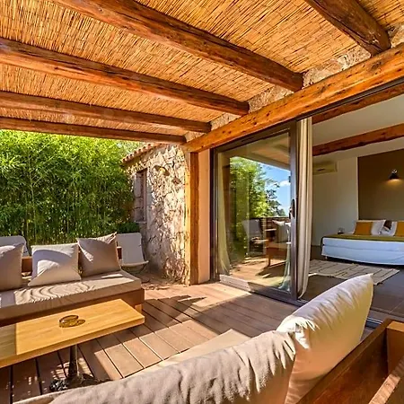 Les Jardins De Mathieu Bed & Breakfast 4*